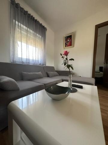 PUY Holiday Home Lavanda מראה חיצוני תמונה